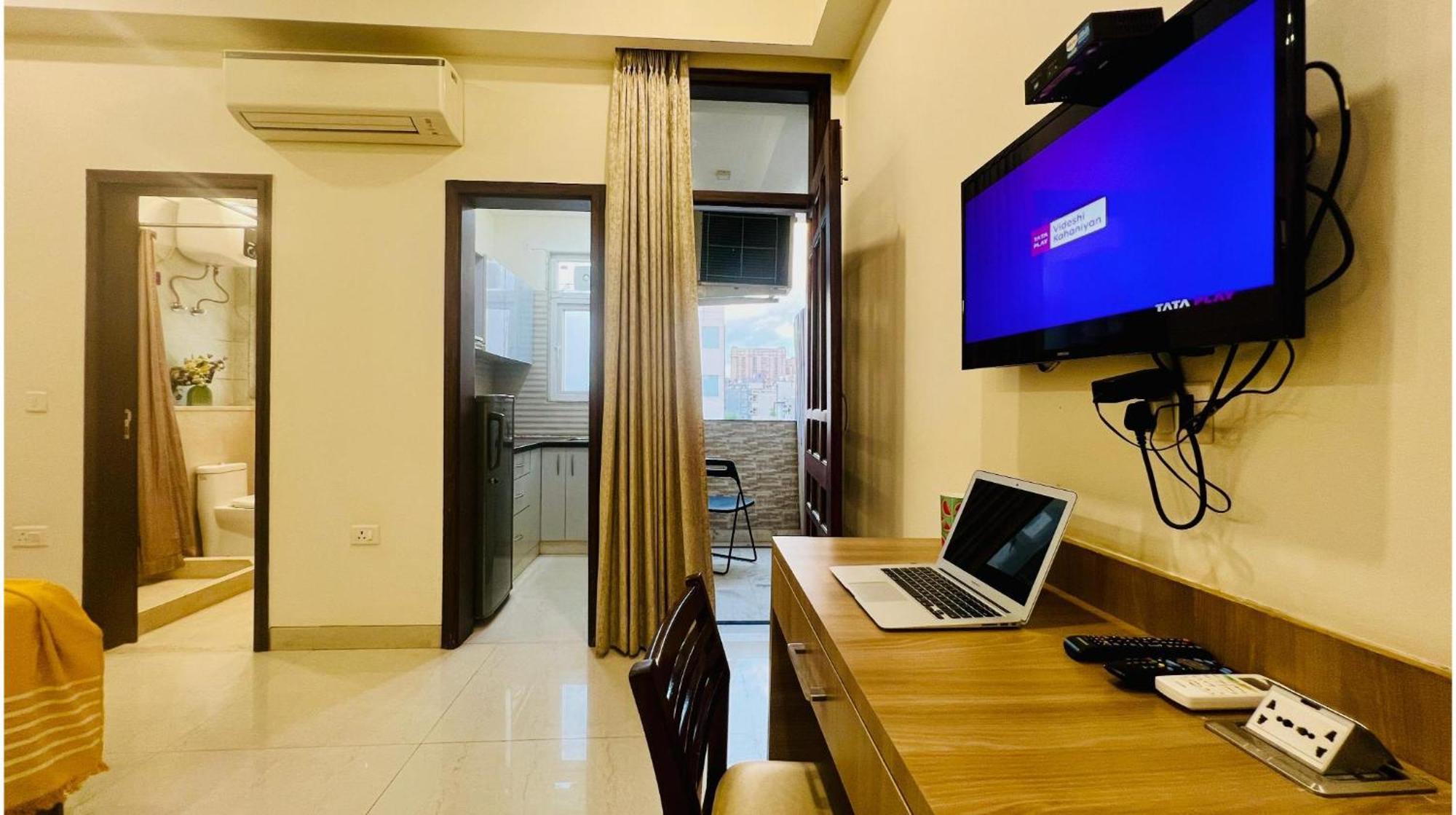 Olive Service Apartments - Golf Course Road Гургаон Экстерьер фото